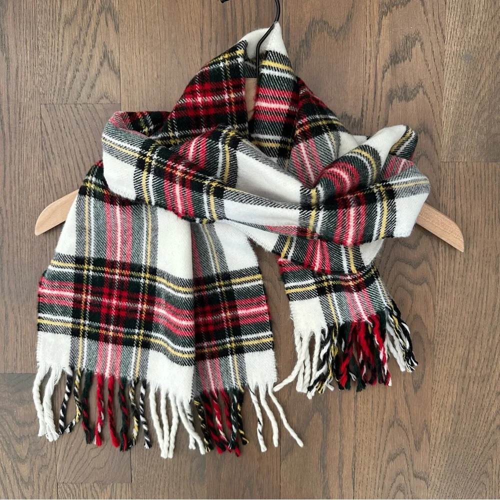 Vintage Classic Tartan Plaid 100% Lambswool Scarf in White, Red, Black 62